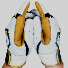 Load image into Gallery viewer, SHORT CUFF BATTING GLOVES WHITE